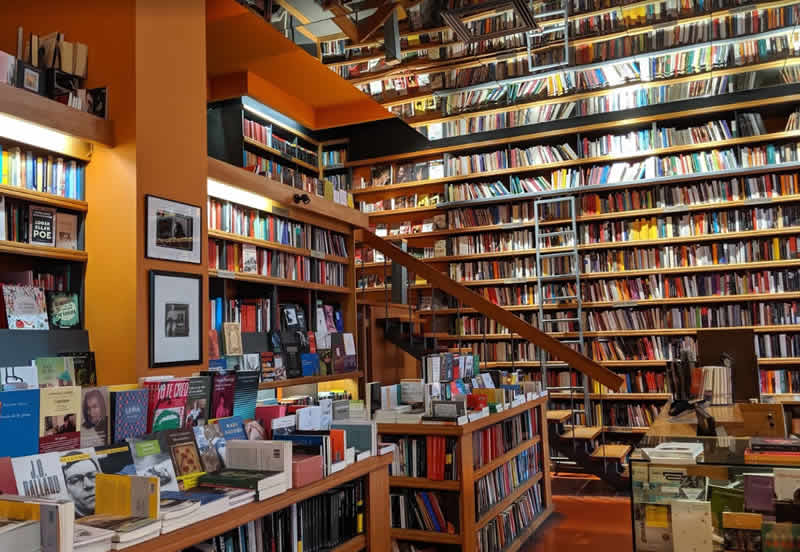 Ulises Cafe Libreria
