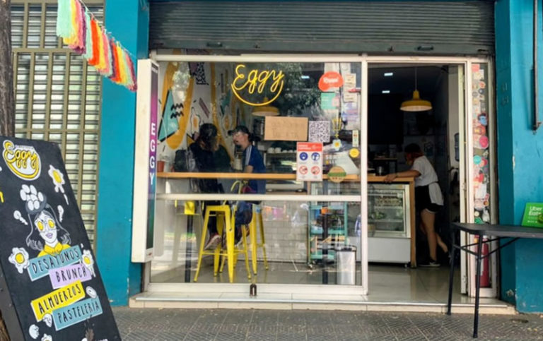 Eggy, el rey del huevo en Providencia